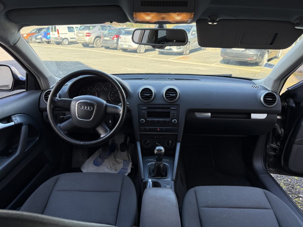 AUDI A3 Série 2 Phase 2 1.6 TDi  FAP 105 cv